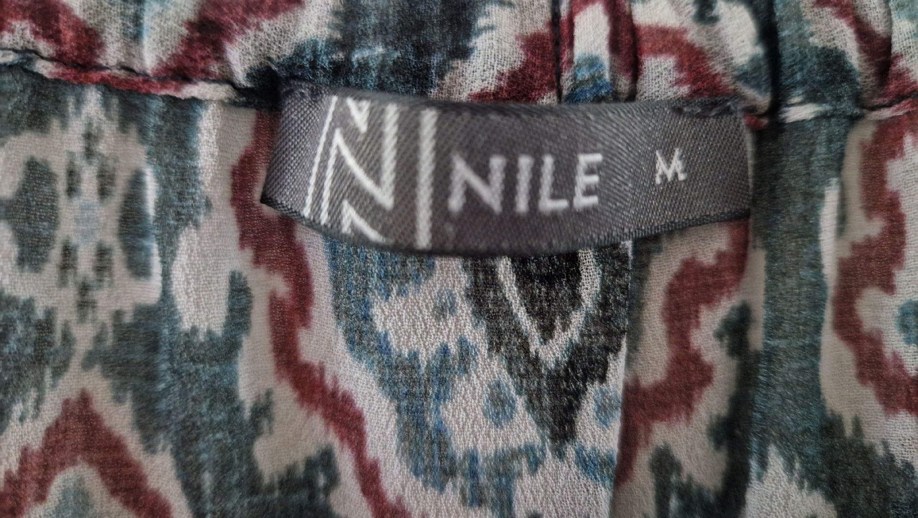 Nile Blusen: Bluse NILE Grösse M, 100% Viscose – Gebraucht aus Kloten von somsing 6