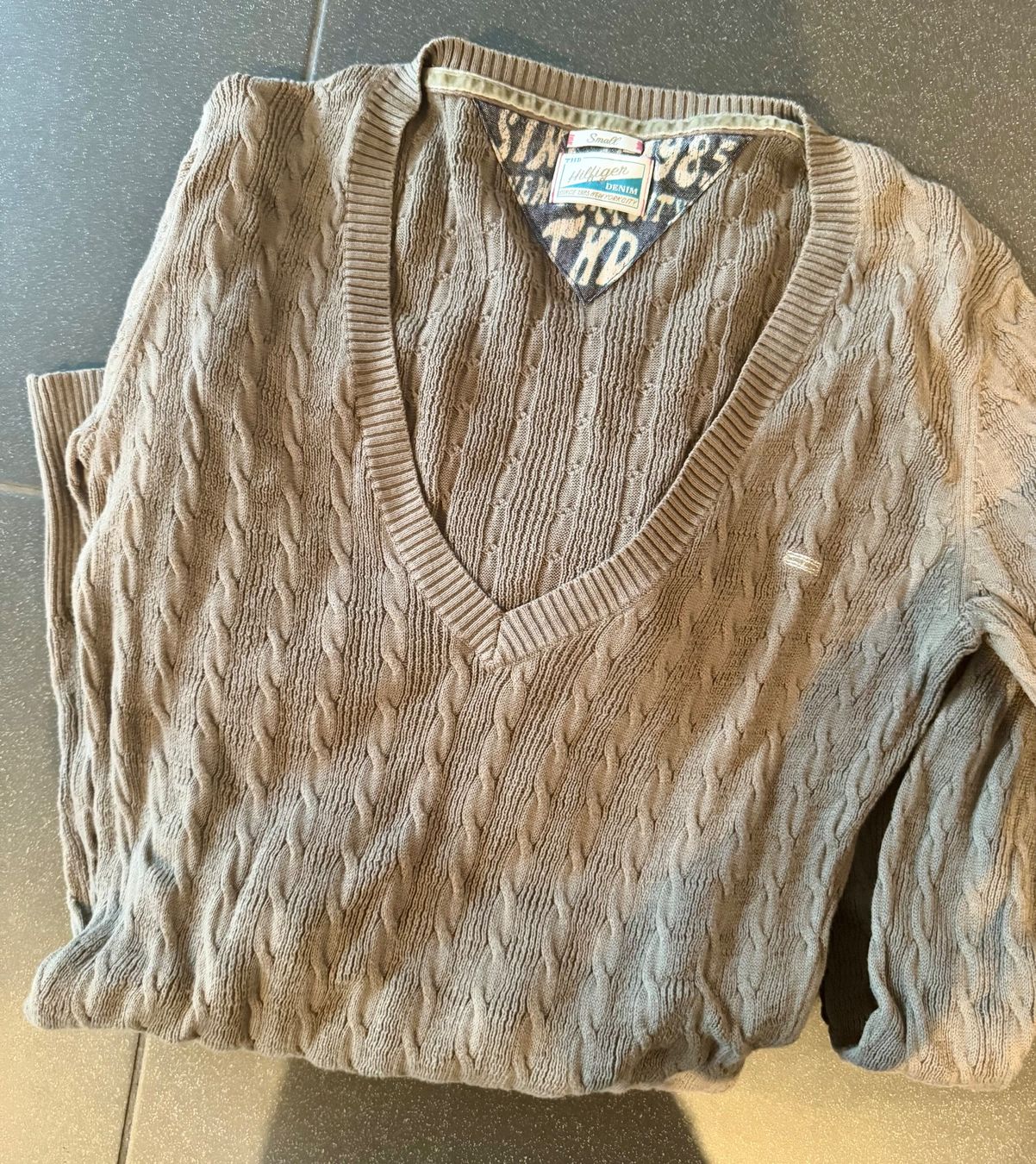 Tommy Hilfiger Pullover & Sweatshirts: Strickpullover von Tommy Hilfiger GR S / 36 – Gebraucht aus Bern von Tar_z9zd