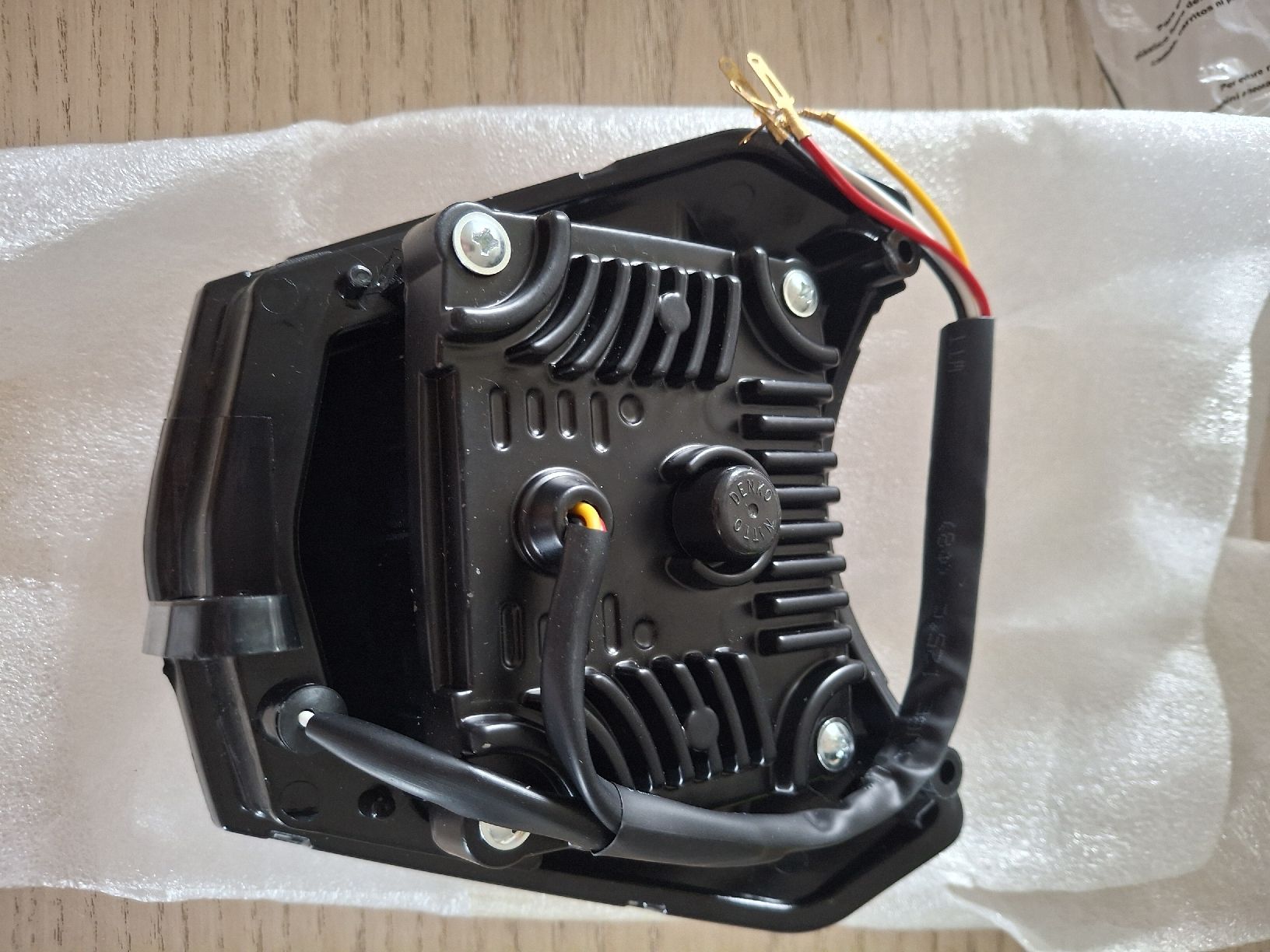 Tutti i ricambio per moto: Motorrad LED Rücklicht Heckleuchte neu – Nuovo e nell'imballaggio originale da Dinhard venduto da lor_p8fn 1