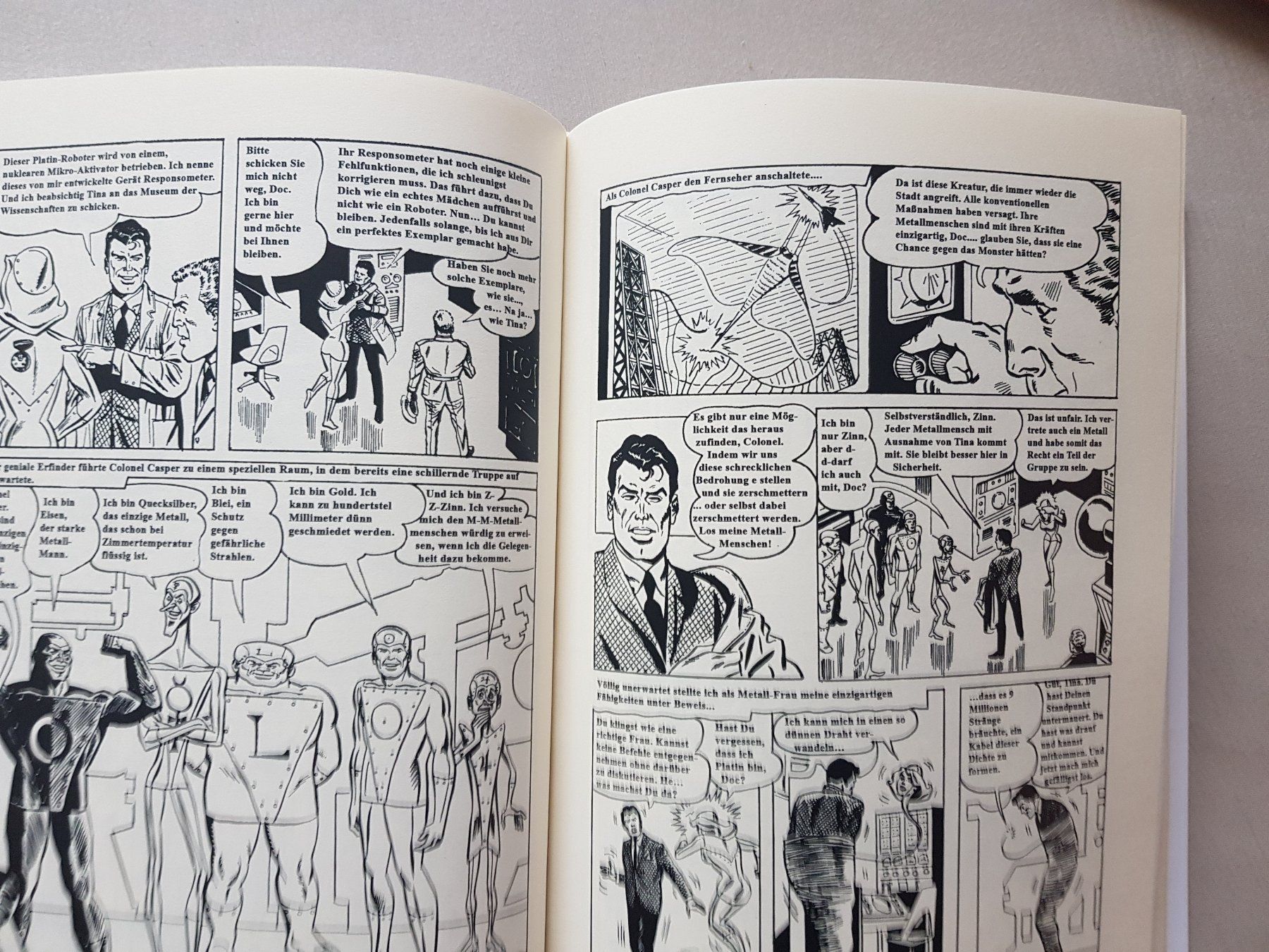 Fumetti: Super COMICS - Fan-Fortsetzung Hardcover Limitiert.... – Usato da Thun venduto da Shame 2
