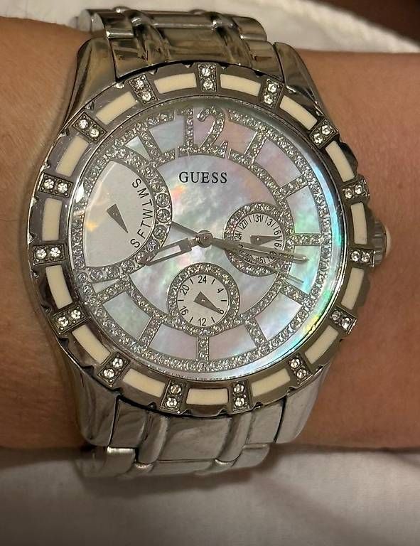 Uhren: Guess Uhr  – Gebraucht aus Basel von Jador01