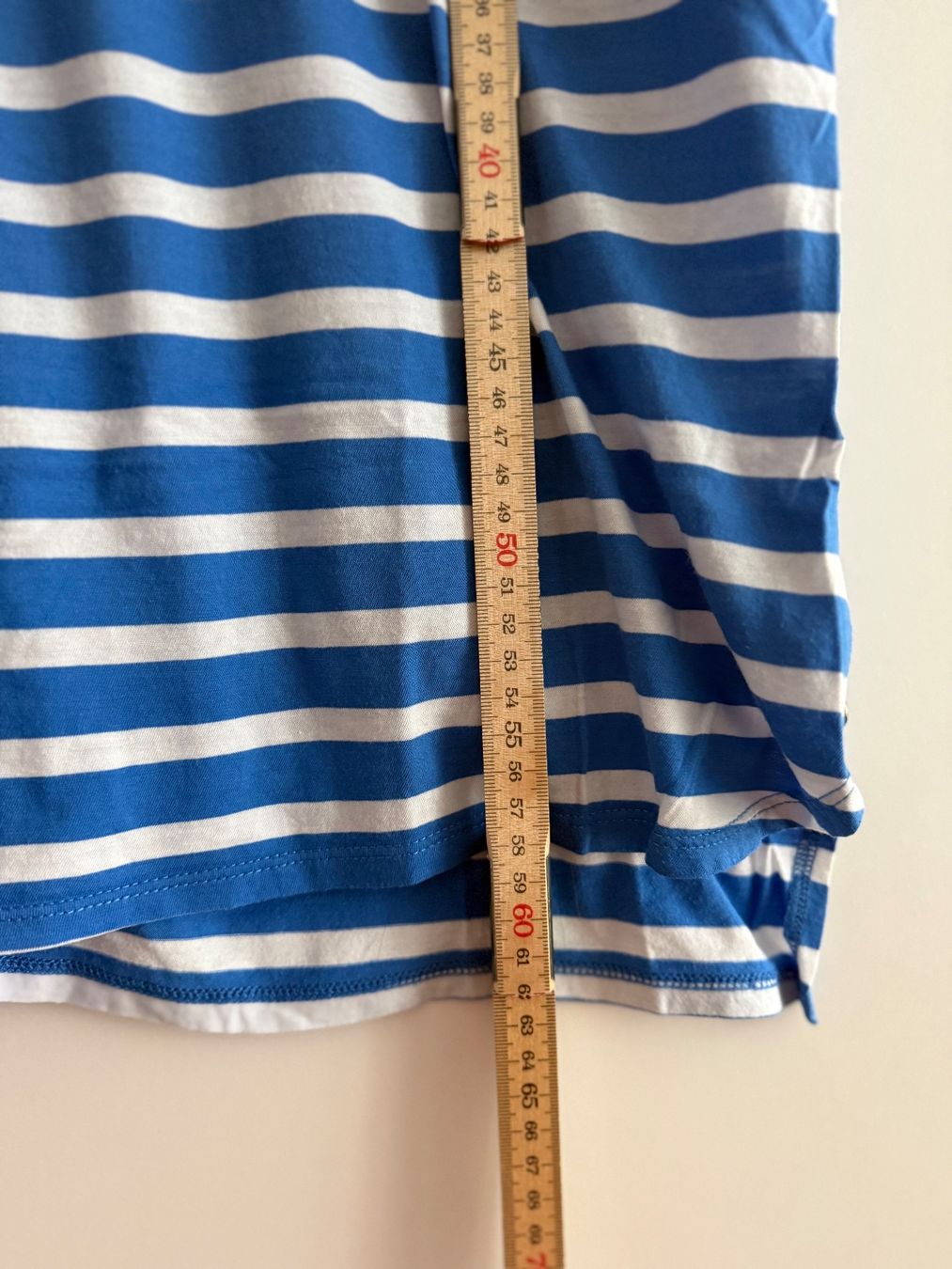 Luisa Cerano T-shirt: Luisa Cerano T-Shirt – Usato da Buchs AG venduto da MiWeFe17 6