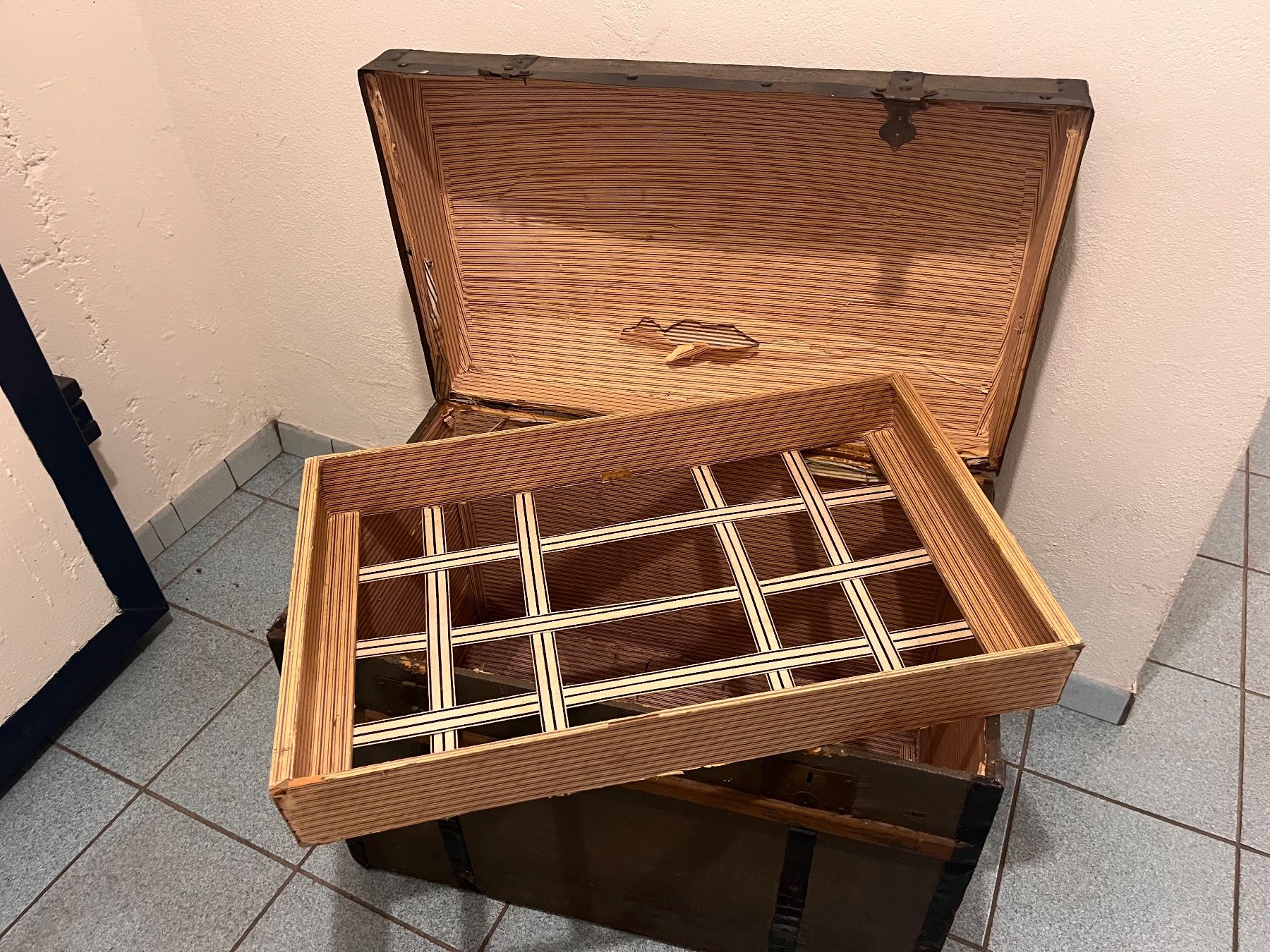 Cassapanche: Malle de voyage 1900 bombée – Usato da Sion venduto da crm_f5f9 1