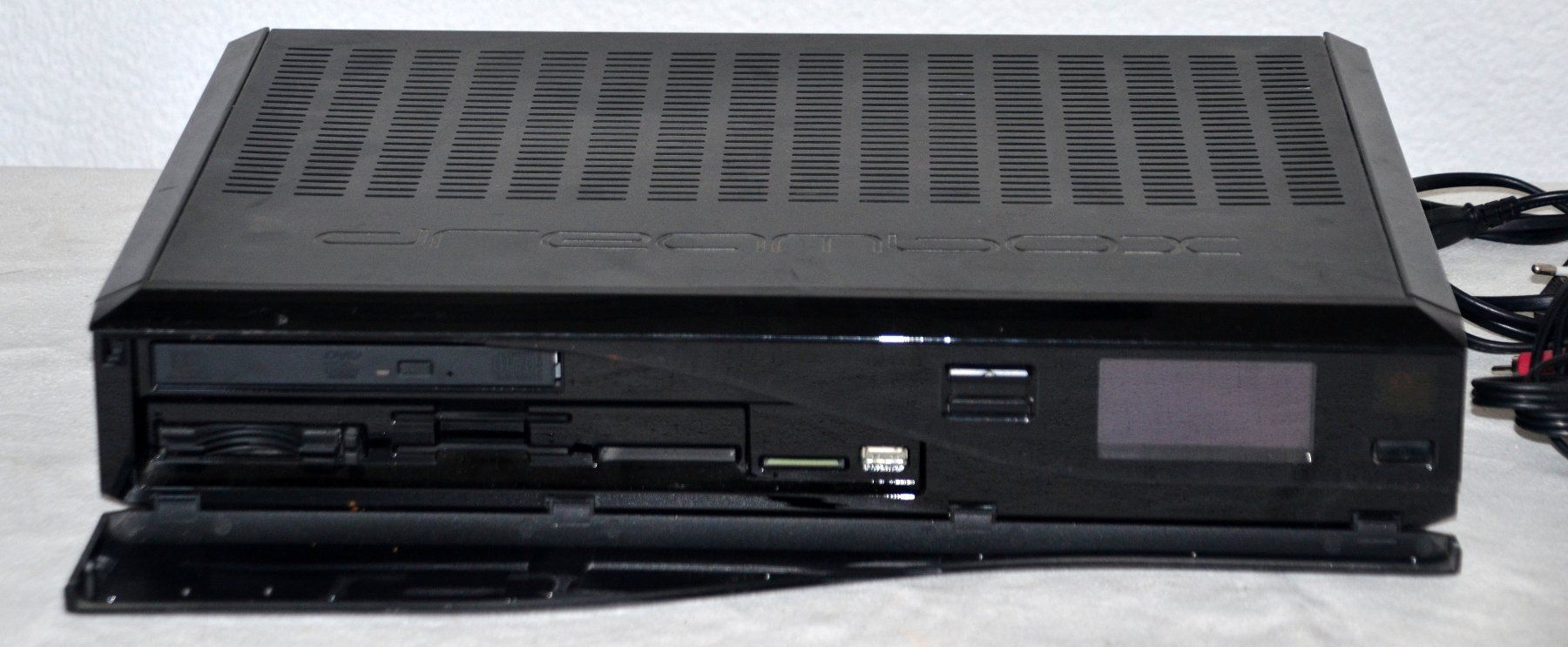 Ricevitori: DreamBox DM8000  1TB + DVD Tuner Sat. – Usato da Collonges venduto da arashee 2