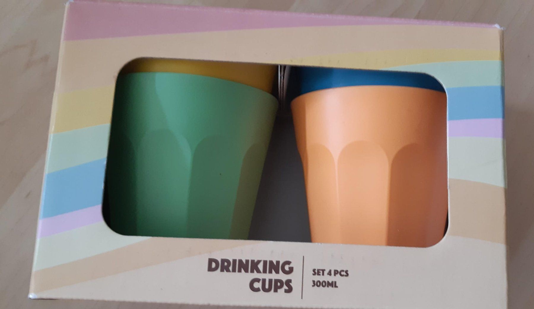 Contenitori & Simili: 4x Becher-set + Penguin Egg, NEUE UNGEBRAUCHT. – Nuovo e nell'imballaggio originale da sachseln venduto da soficool 3
