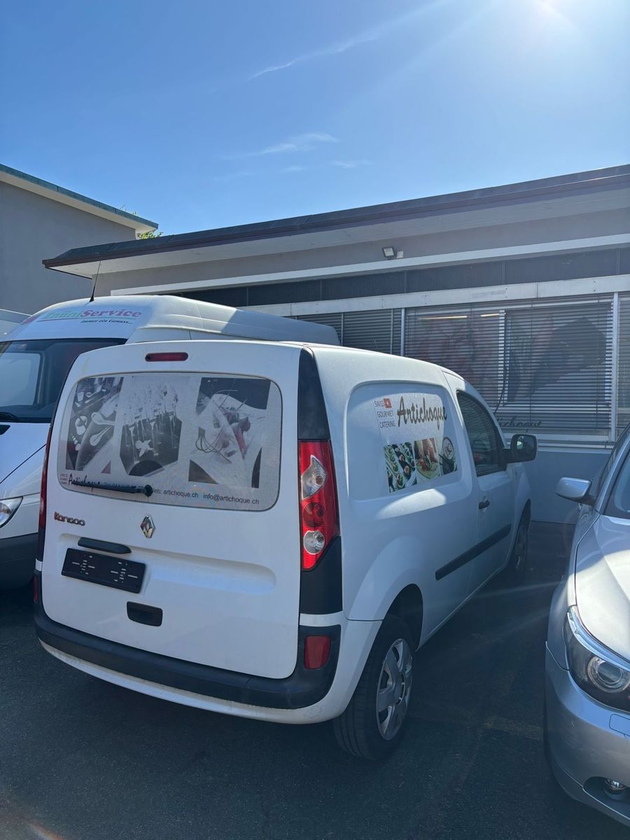 Renault Automobili: Renault Kangoo – Usato da Dübendorf venduto da tay_jcn7 2