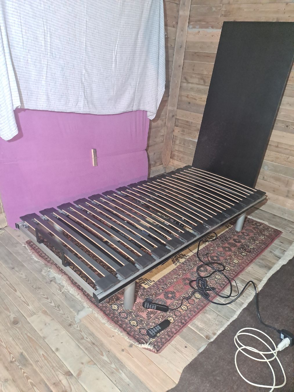 Betten: Verstellbares Bett, Carbonflex – Gebraucht aus Laupen ZH von tomischmidt 4