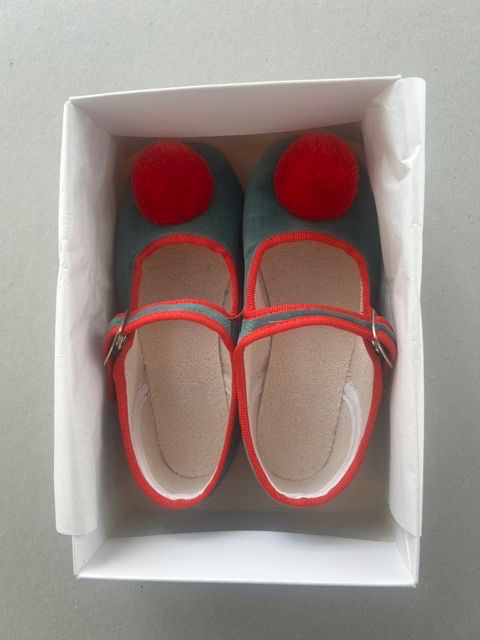 Tiger Swiss Scarpe per ragazzi: Samtfinkli von Tiger Swiss – Nuovo e nell'imballaggio originale da Luzern venduto da Ruth412 1