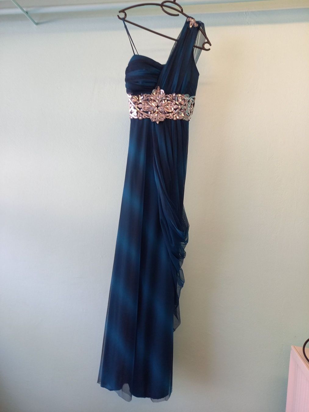 Robes: DAMEN    ABENDKLEID – Neuf (Voir description) à Uster par flocke1