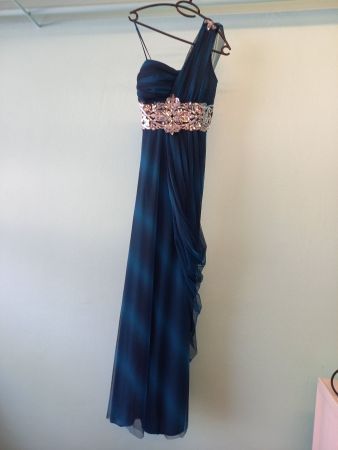 DAMEN    ABENDKLEID