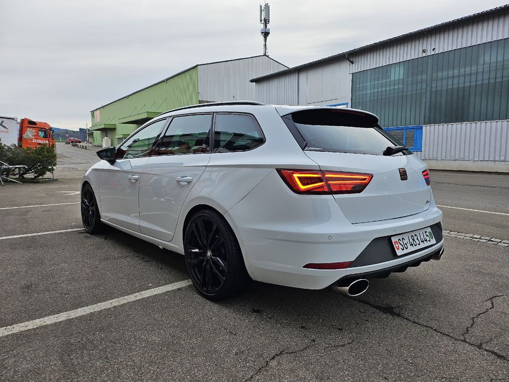 Seat Leon Cupra 300ST 4Drive