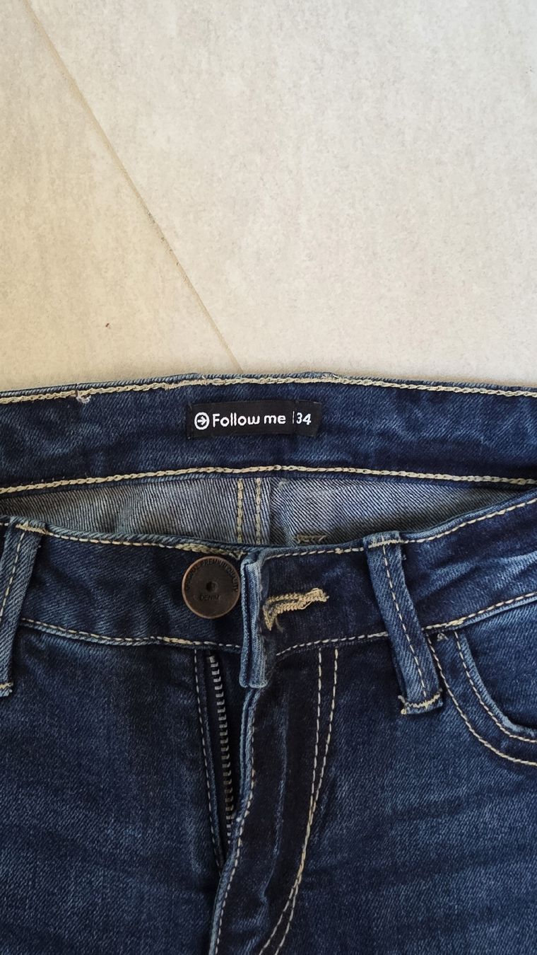 Jeans: jeans pour femme – Gebraucht aus Fontainemelon von ale_b865 1