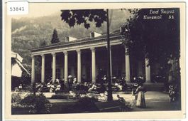 Bad Ragaz - Kursaal - animee Frau mit Kinderwagen