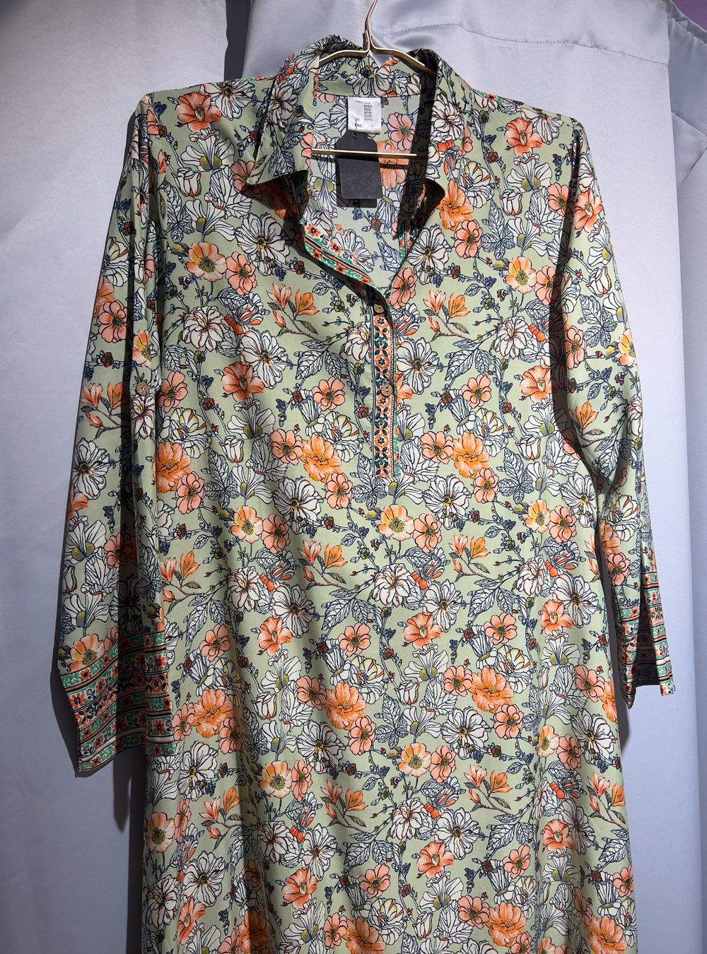 Kleider: Seiden-Maxikleid mit Blumenmuster – Neu und originalverpackt aus Zürich von Naebeli 2