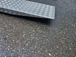 2x Auffahrrampen Alu Riffelblech  5.95 meter