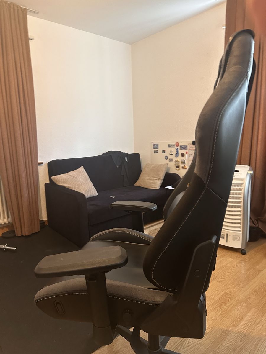 Sedie: OSIM Gaming-Stuhl mit Massagefunktion – Usato da Uster venduto da sil_6ndz 2