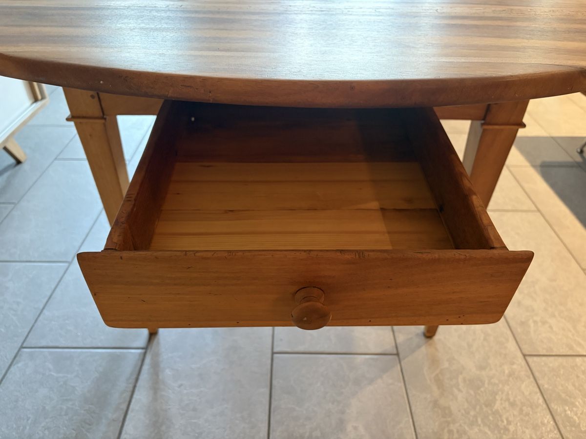 Tische: Beizentisch Bistrotisch Nussbaum Esstisch Biedermeier – Gebraucht aus Freienstein von Zippi007 4