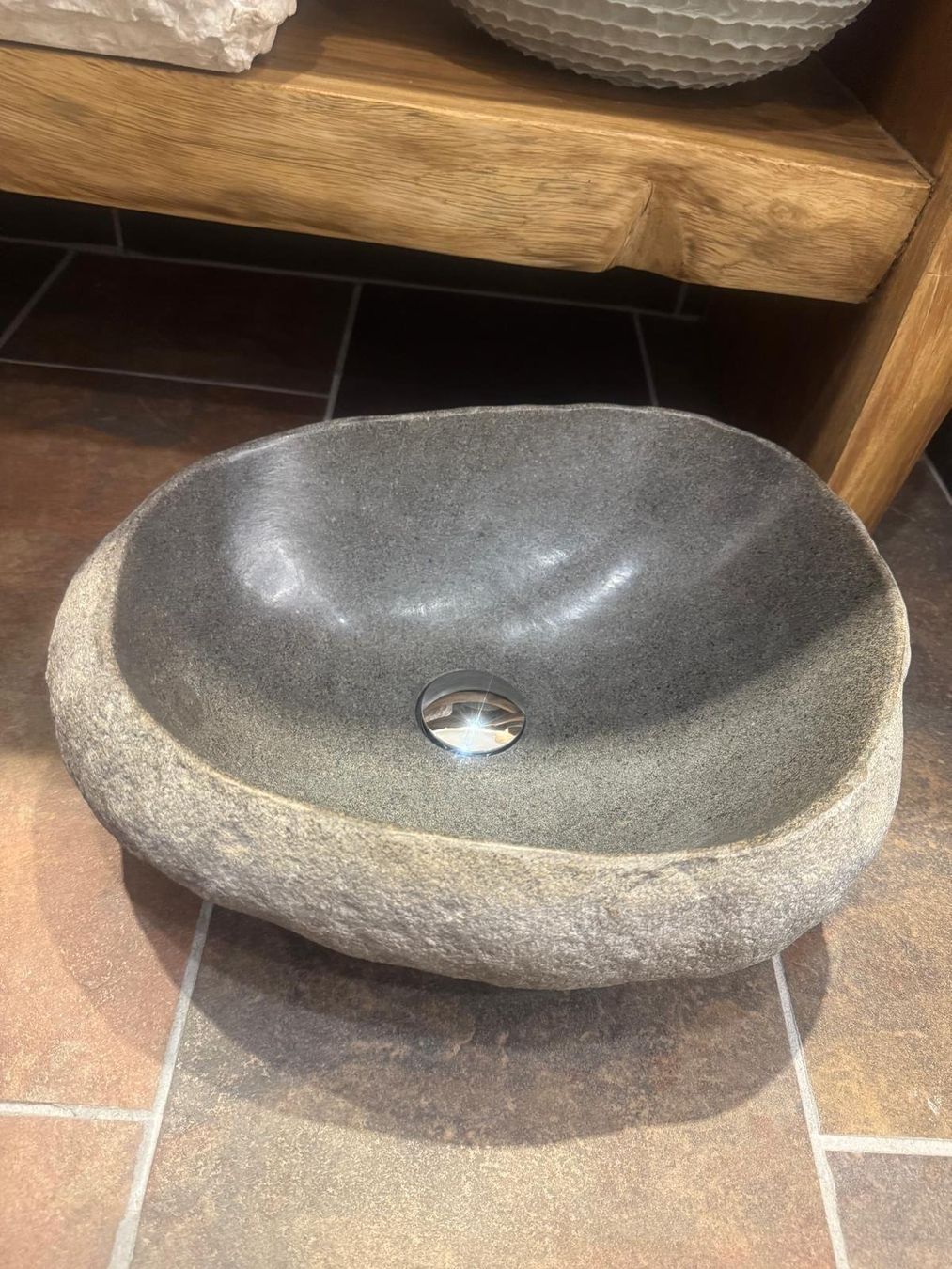 Lavabi & lavandini: Unikat Granit-Waschbecken Riverstone Grau – Nuovo e nell'imballaggio originale da Berikon venduto da al7_7jyx