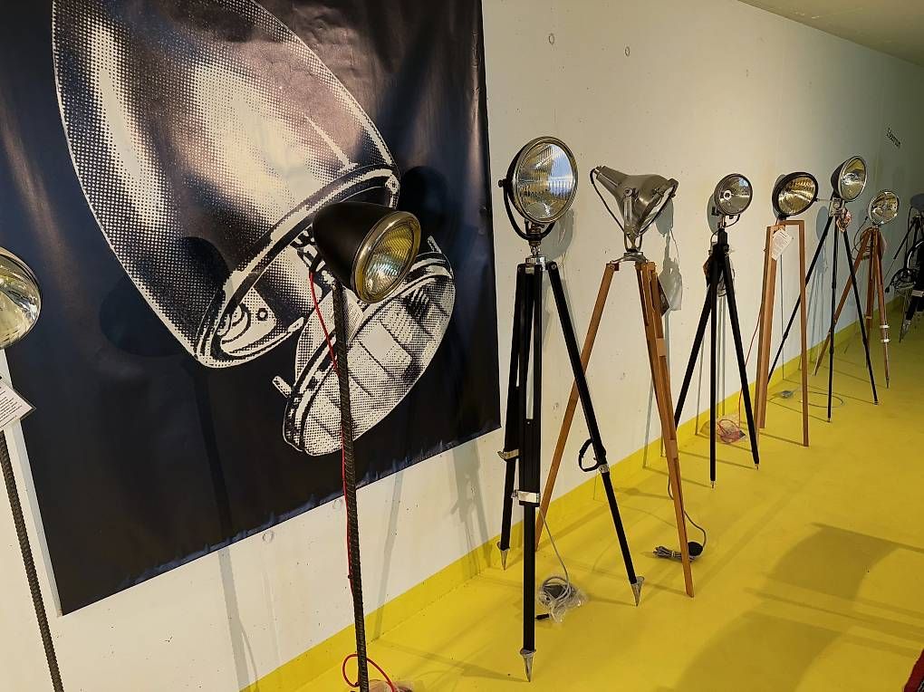 Lampen: Ständerlampe, Stehleuchte, Oldtimer, Scheinwerfer, Marchal – Gebraucht aus Walzenhausen von energieberaten 4
