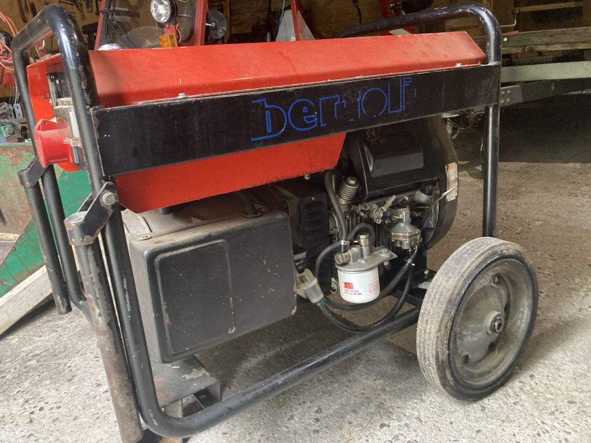 Generatori di corrente: Generator/ Stromagregat – Usato da Jaun venduto da walin2 1