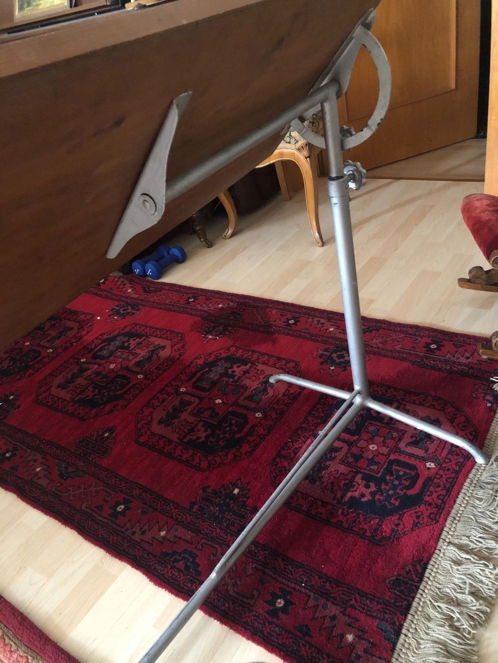 Tische: Bequemer Lesetisch mit veränderbarerHöhe – Gebraucht aus Wald ZH von mlnt 7