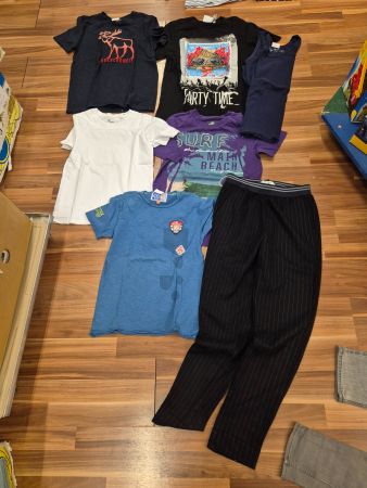 Kleiderset Marken Tshirts und Hose gr 158 K3