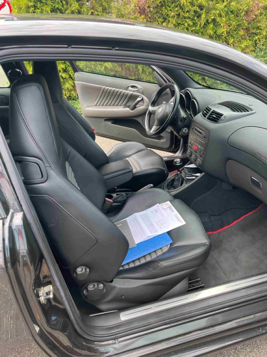 Alfa Romeo Autos: Alfa Romeo 147 GTA 3.2 mit Sperre – D'occasion à Basel par CZU13 6