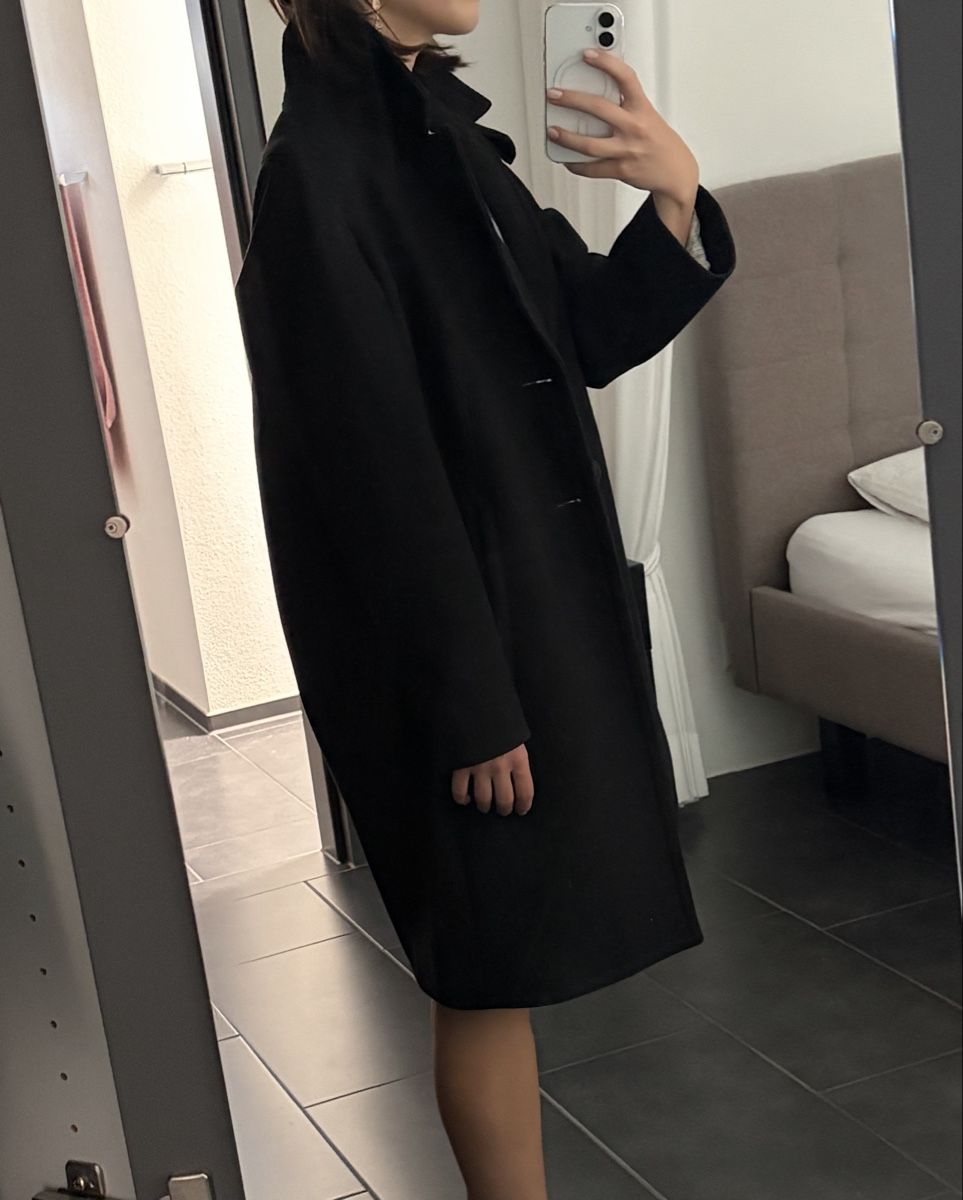 Dsquared2 Mäntel: Wintermantel cooler Schnitt – Gebraucht aus Kreuzlingen von _Sophia_Beyeler_ 3