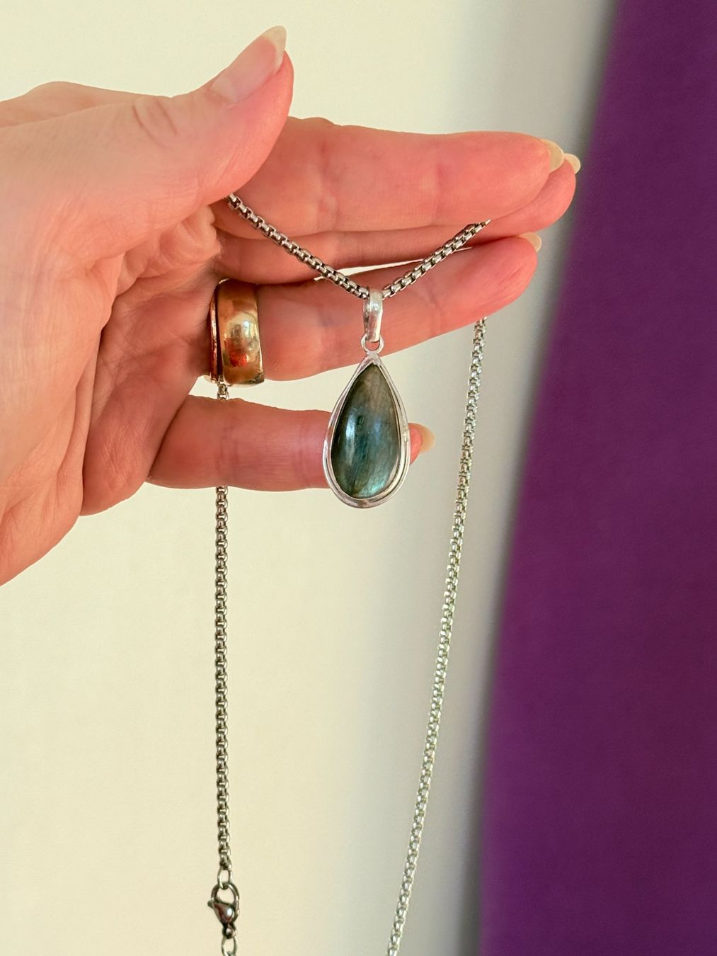 Catenine: Collier avec pendentif en labradorite naturelle – Nuovo e nell'imballaggio originale da Genève venduto da AGBERG 8