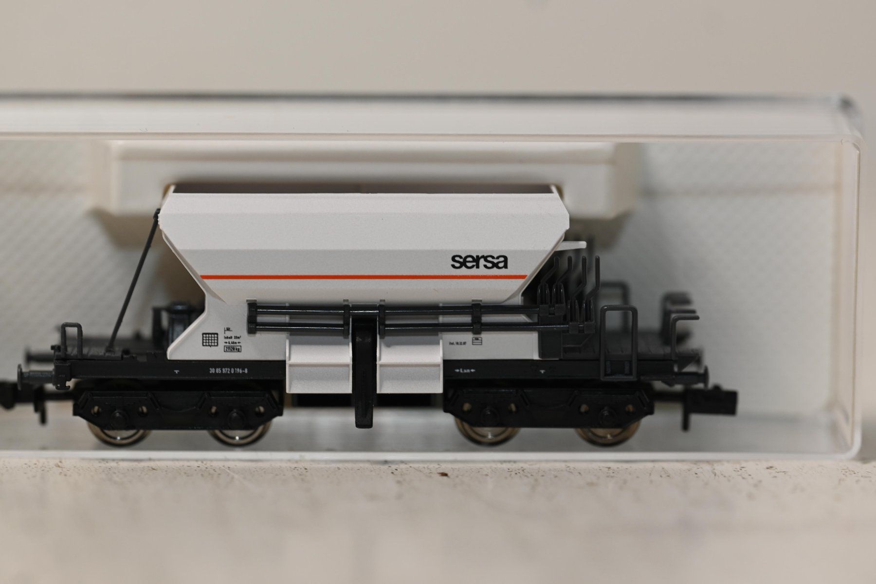 Fleischmann Modelleisenbahnen: Sersa Güterwagen Fleischmann Spur N mit OVP – Neu (gemäss Beschreibung) aus Laupen ZH von Zmoewe