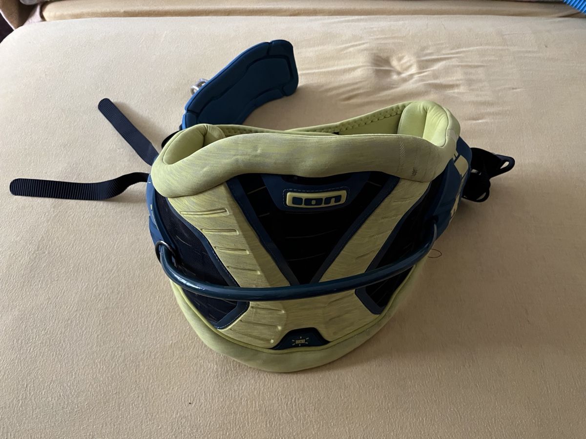 Sport dell'aria & Aquiloni: Harnais kitesurf ION Vertex taille M – Usato da Vers-chez-Perrin venduto da mor_r5vs