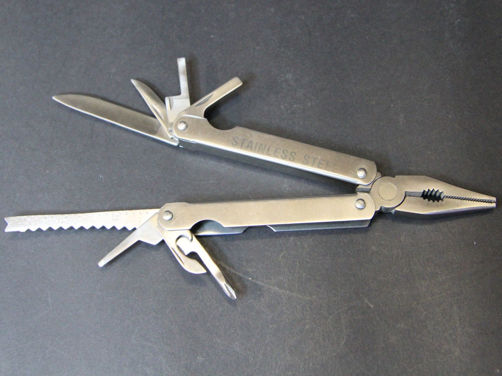 Tutti gli attrezzi: Multitool Ohio Forge Edelstahl mit diversen Funktionen – Usato da Hölstein venduto da Kraftpaket 1