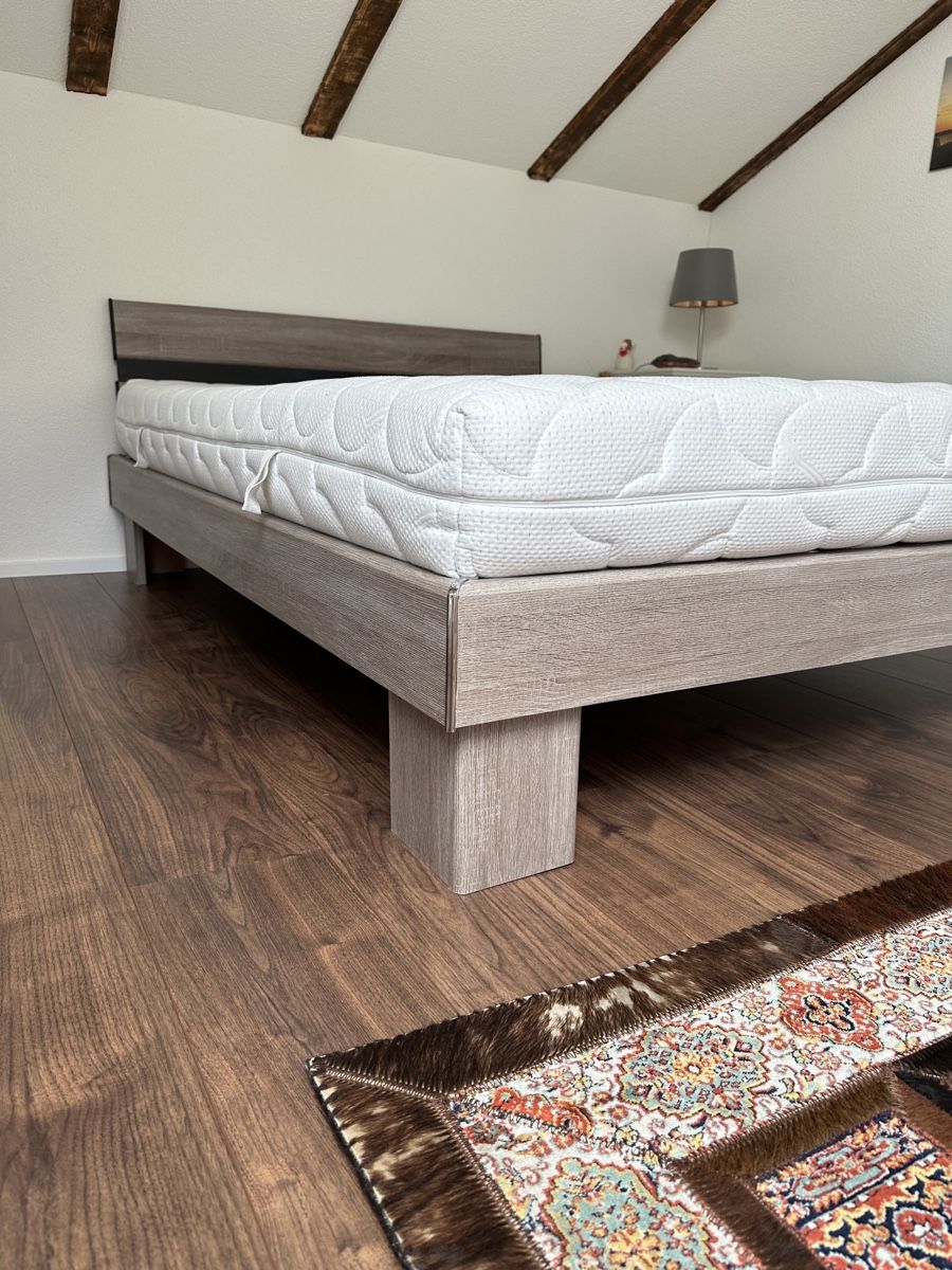Letti: Bett 140 x 200 – Usato da Arth venduto da ravanuzo1 1