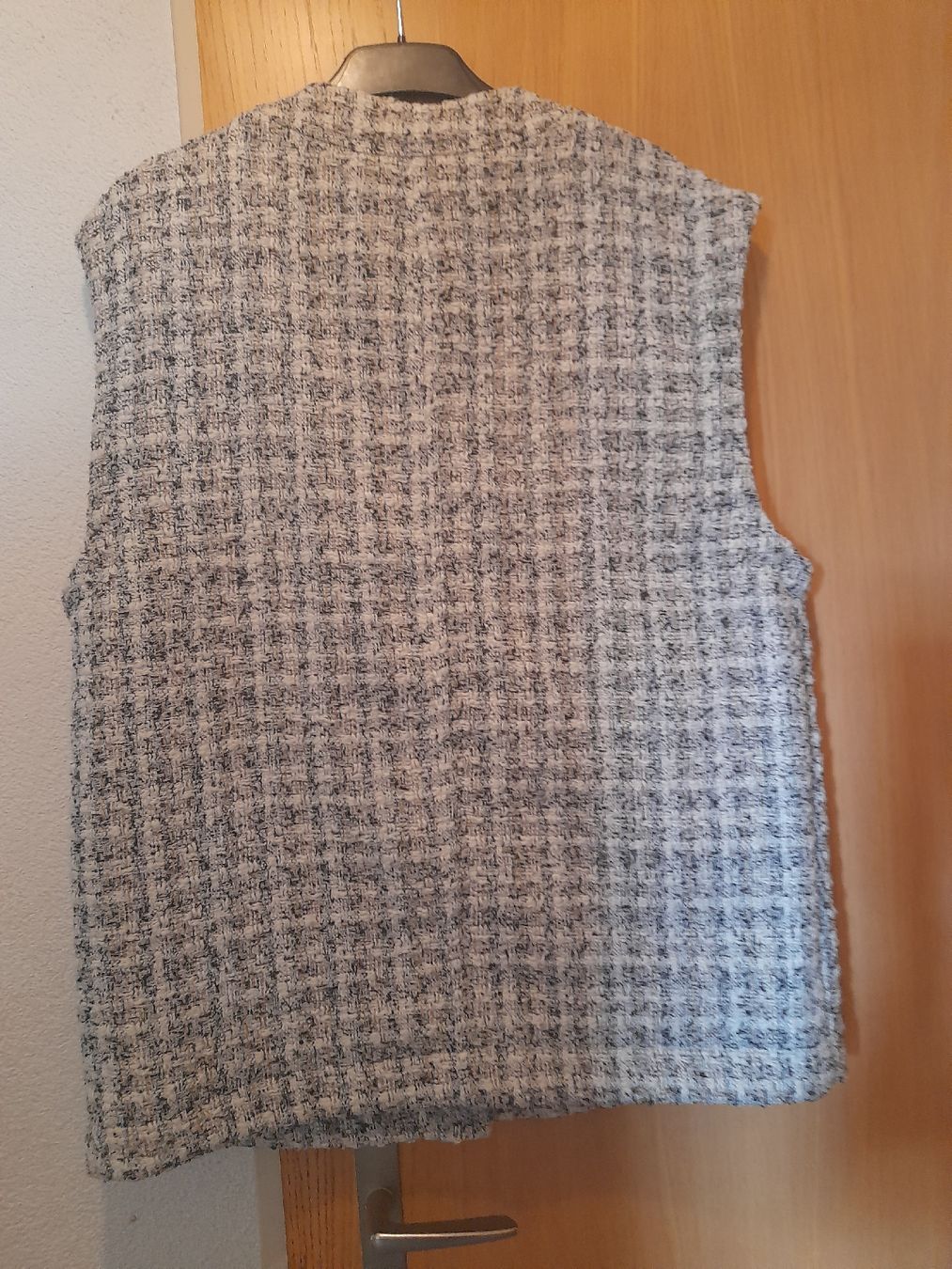H&M Gilets & Westen: Frauen - Gilet ,Neu. – Neu und originalverpackt aus Pfaffnau von gologoldun1953 1