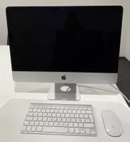 iMac (21,5 Zoll, 2017) mit Tastatur und Maus guter Zustand