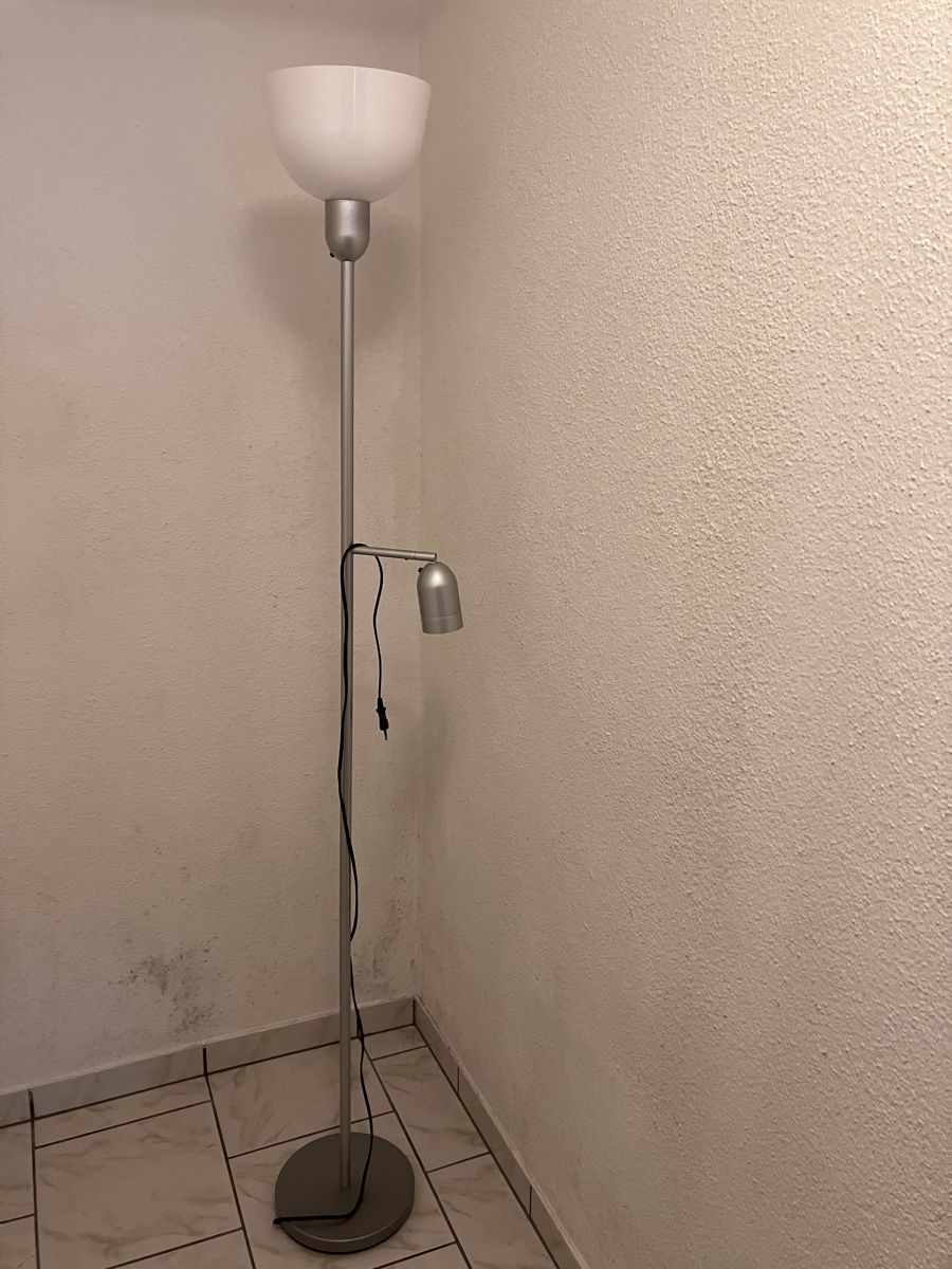 Ikea Lampes: Stehlampe IKEA – D'occasion à Kriens par tah_c5tk