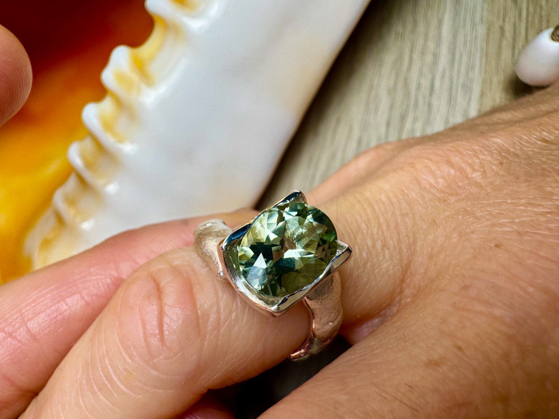 Bagues: Neuer Ring "Fantastic Prasiolith" Ringgrösse 57 – Neuf avec emballage d'origine à Jona par Herzschmiede 2
