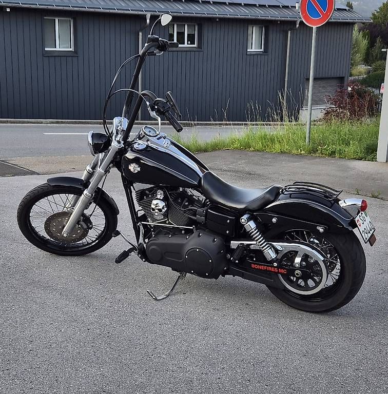 Cruisers: Harley Davidson Dyna Wide Glide – D'occasion à Salez par gan_nzr8 1