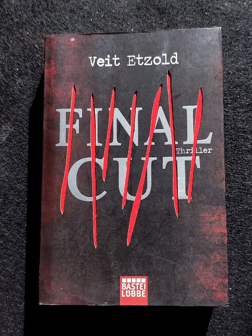 Libri: Veit Etzold - Final Cut Thriller – Usato da Winterthur venduto da nis_l6k5