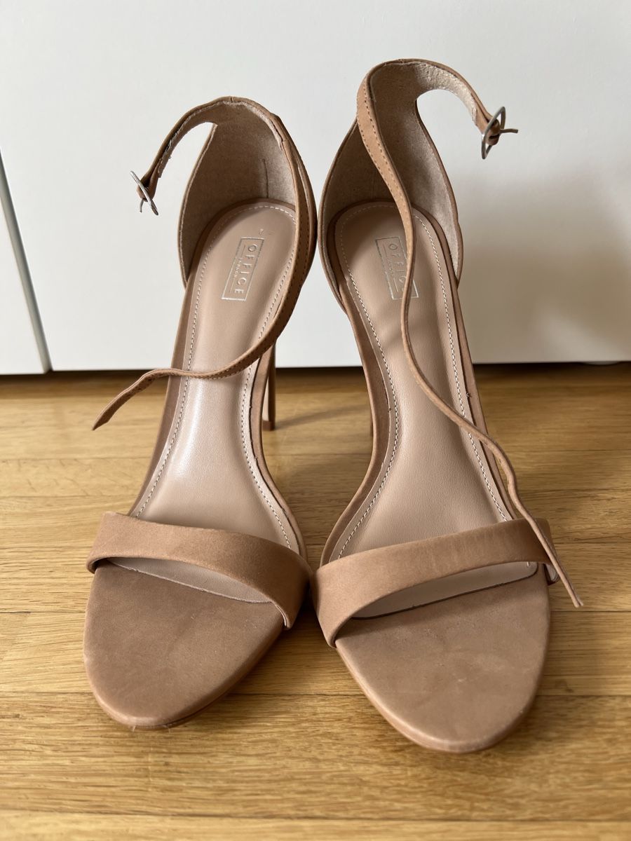Scarpe da donna: New nude heels - suede  – Nuovo (secondo la descrizione) da Zollikon venduto da jud_cmm9 2
