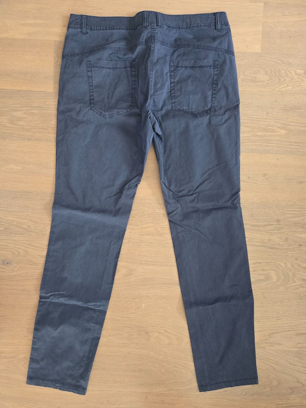 Tom Tailor Pantaloni: Sommerhose (Tom Tailor), Grösse 42 – Usato da Wikon venduto da Nephilim74 1