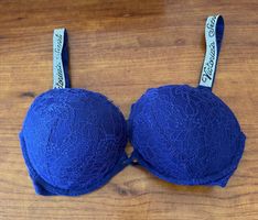 Victoria Secret BH blau mit Schmuckträgern Grösse 75D