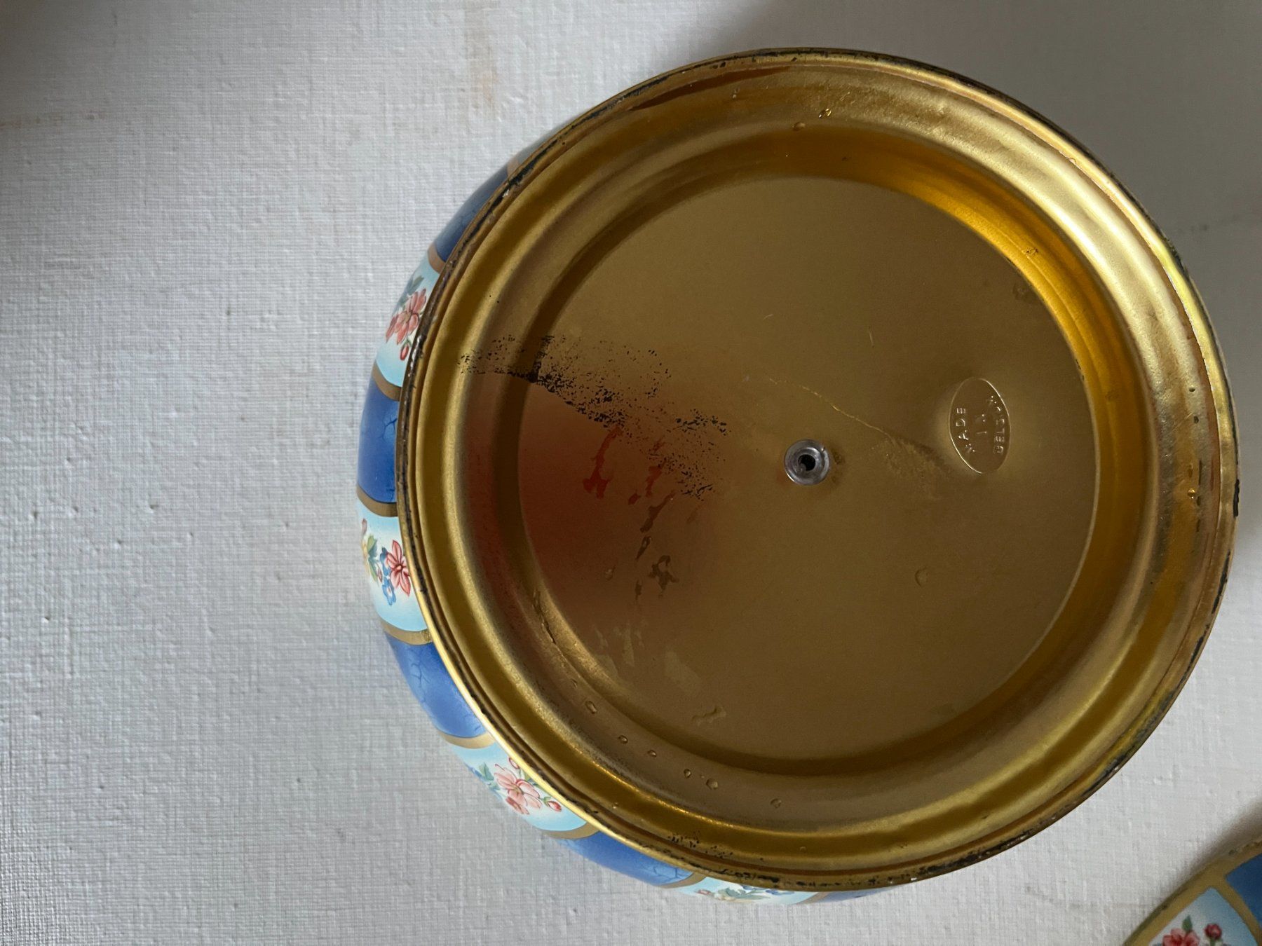 Alle Dekorationen: Antike Blechdose – Gebraucht aus Zürich von suschi04 2