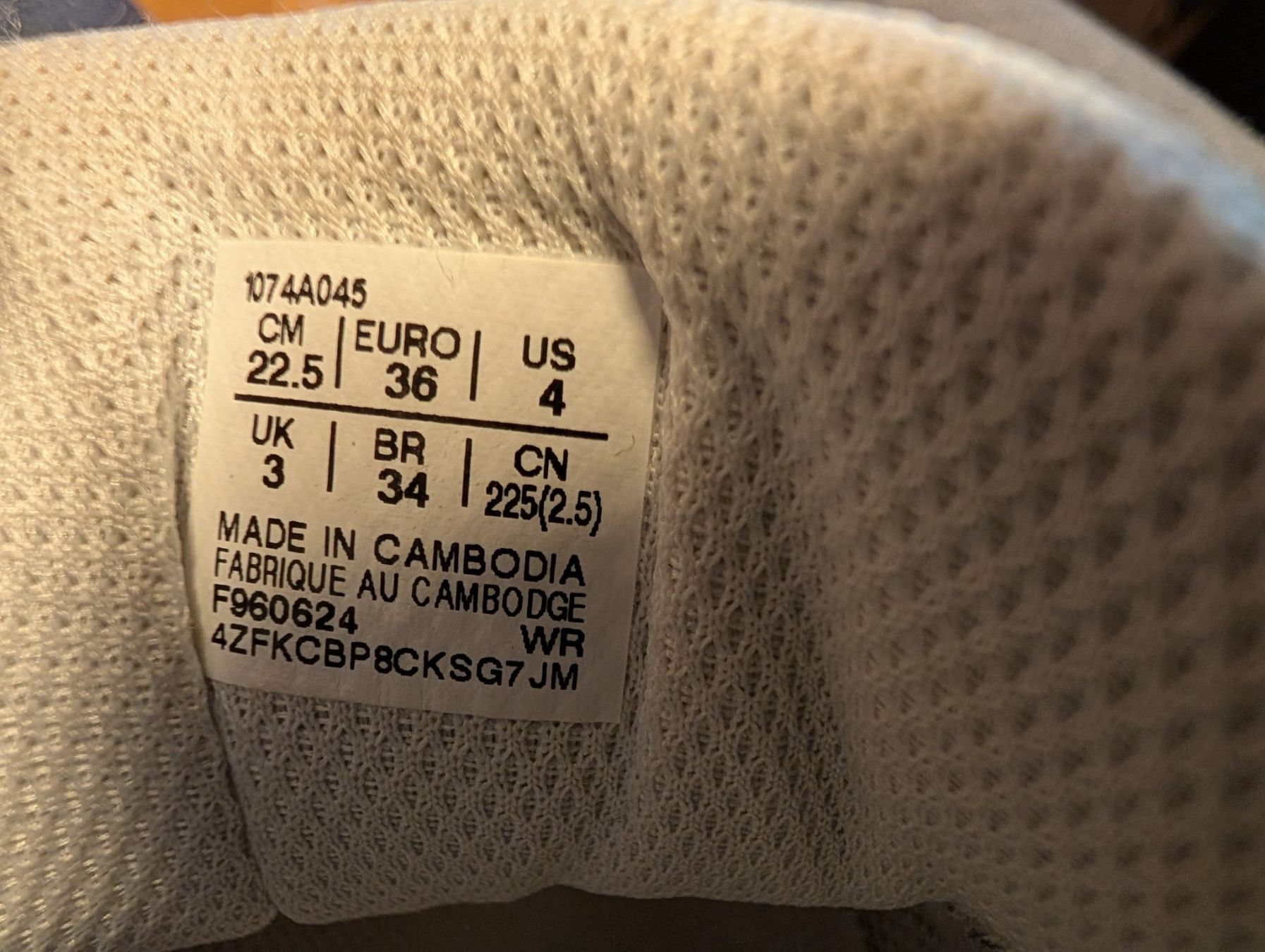 Asics Scarpe per ragazzi: Hallen-Turnschuhe Asics Grösse 36 – Usato da Ehrendingen venduto da tdz1980 4