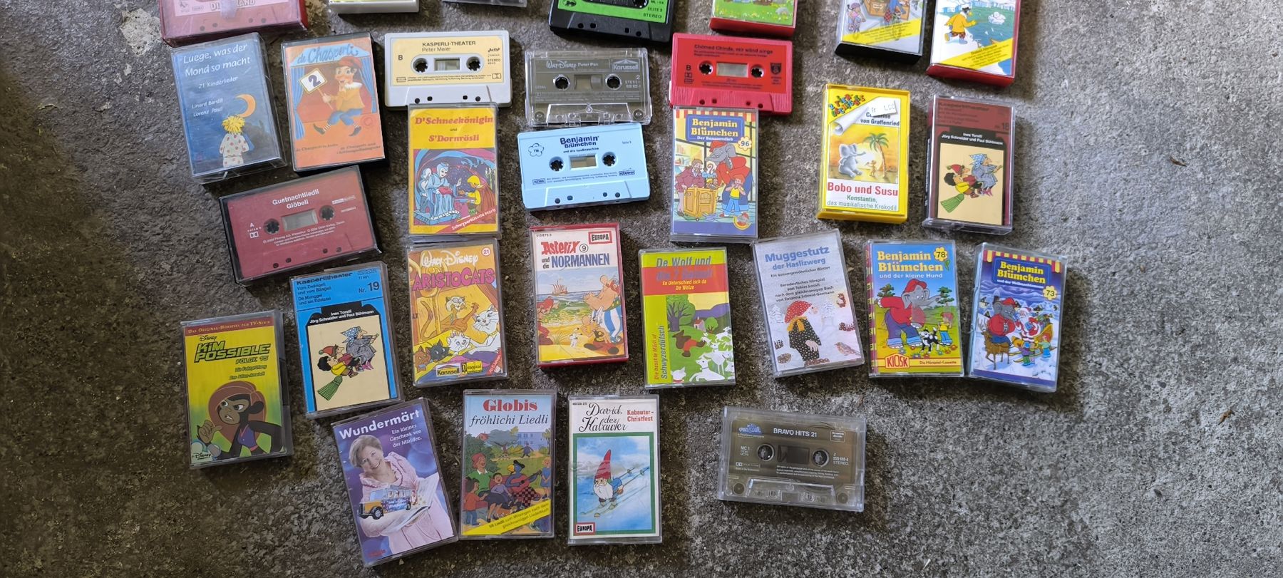 Musicassette: 38 Kassetten, Kindergeschichten – Usato da Kölliken venduto da Blueaebi 2