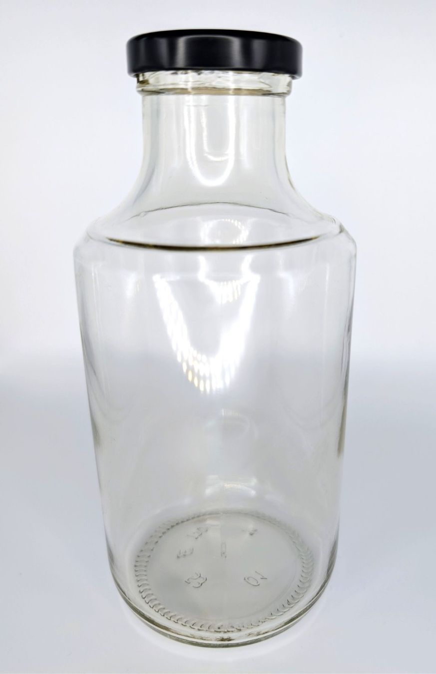 Altro in Stoviglie & Bicchieri: Glasflasche mit schwarzem Deckel 0.5 Liter neu – Nuovo (secondo la descrizione) da Uitikon Waldegg venduto da Biohof