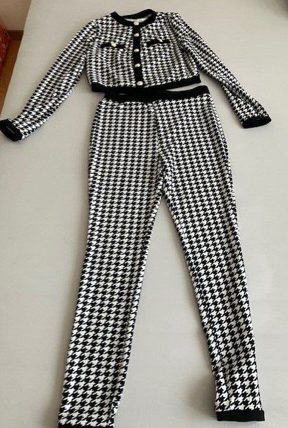 Shein Lotti di vestiti: Ensemble élégant noir et blanc, taille L – Usato da Marin-Epagnier venduto da rchouchouu 1