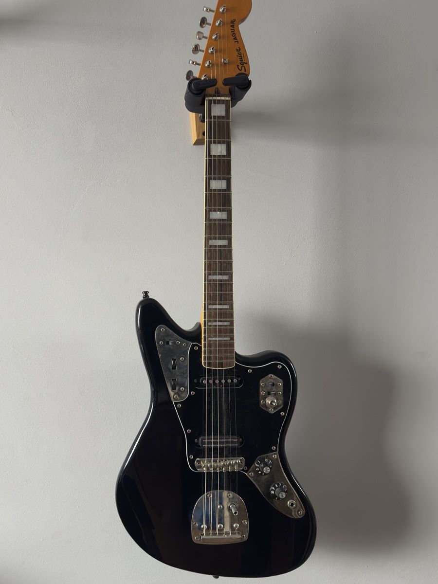 Squier Instruments de musique: Squier Jaguar - Modified – D'occasion à Lenzburg par Piotr_Bielsky
