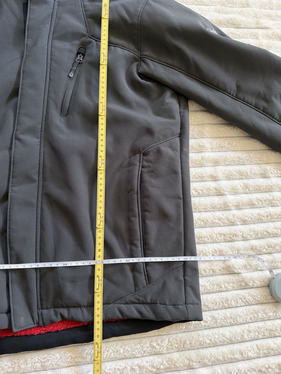 Columbia Giacche: Columbia Titan Jacket Original M  – Usato da Vionnaz venduto da b_f_d_r_g 3
