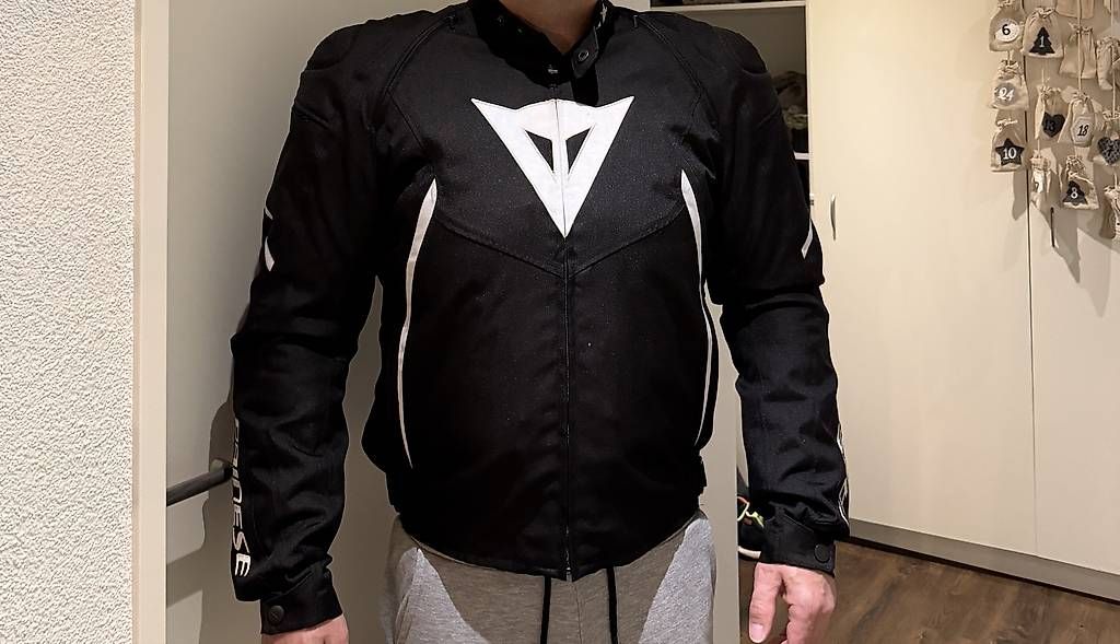 Giacche: Dainese Motoradjacke gr.56 – Usato da Wangen an der Aare venduto da privatkunde 2